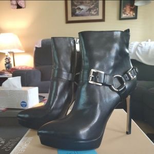 NEW MICHAEL KORS HARRISON PLATFORM 9.5 M HEALS